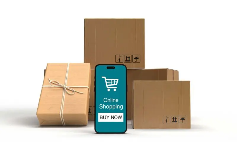 e-commerce shipping boxes and tax calculation
